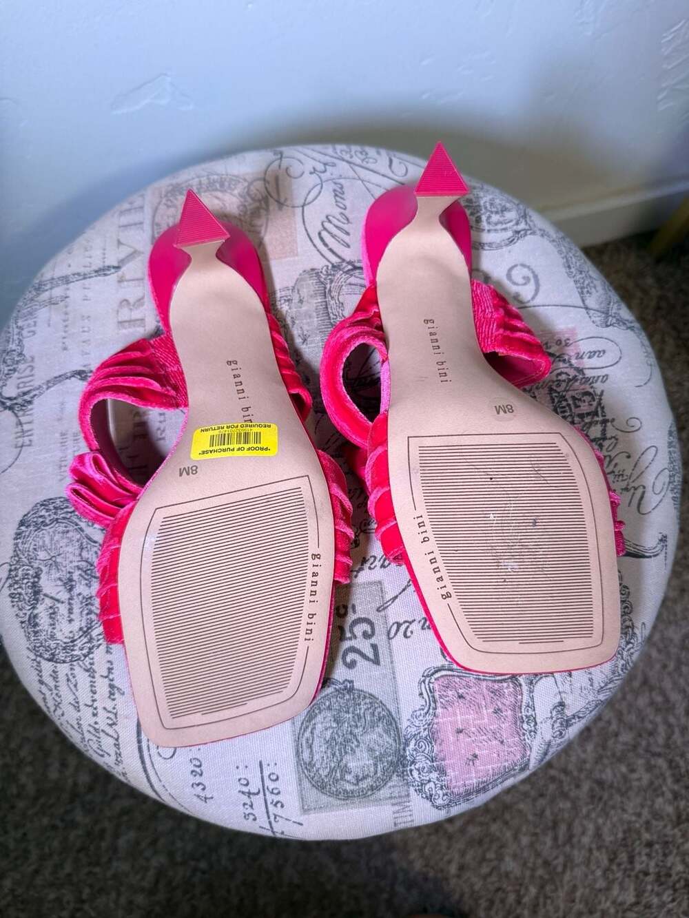 Gianni Bini Pandorah Pink Velvet Bow Heeled Mules Sandals – Size 8 (NIB/NWOB) - Picture 2 of 2